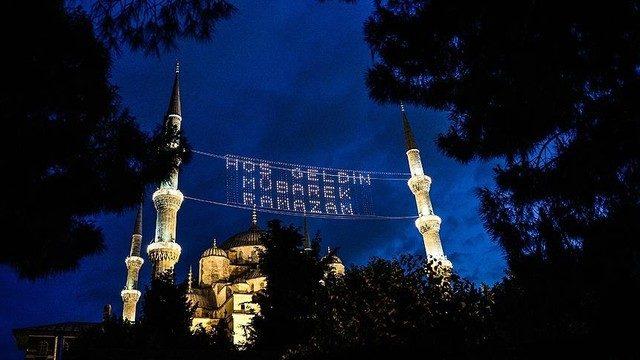 Ramazan ayı ne zaman başlıyor? İlk oruç hangi gün tutulacak? (2017 Dini günler takvimi)