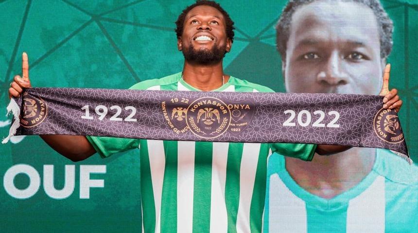 Konyaspor, forvet Mame Diouf'u renklerine bağladı