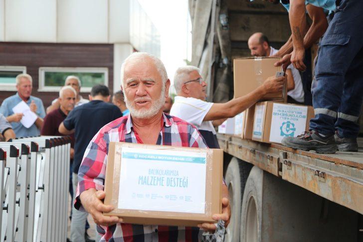 Kocaeli'de 285 balıkçıya tekne bakım malzemesi desteği verildi G3