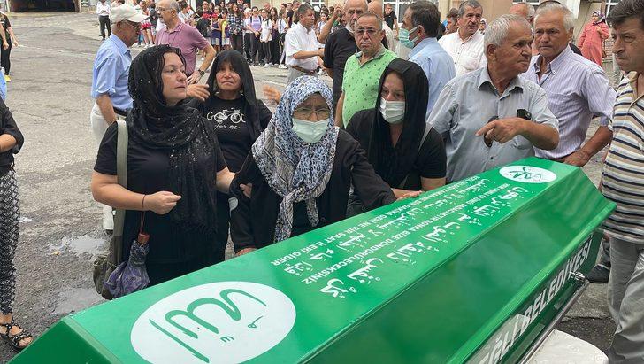 Kütahya'daki törende fenalaşıp ölen gazi oğlu Zonguldak'ta toprağa verildi G2