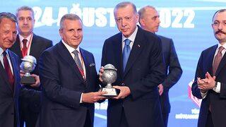 Dünyanın 'en iyi 250 uluslararası müteahhidi' belli oldu! Ödülünü Erdoğan'ın elinden aldı 