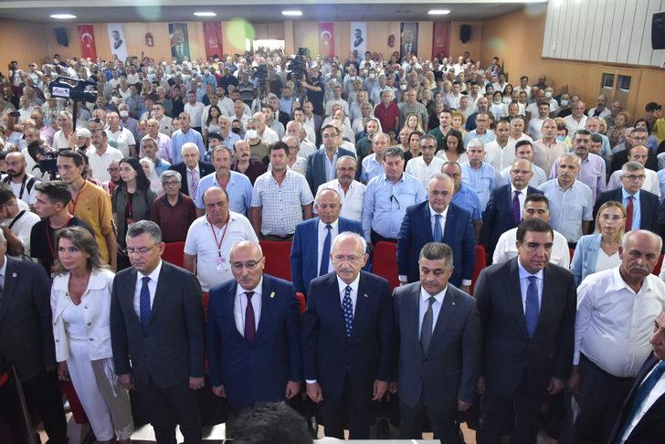 CHP Genel Başkanı Kılıçdaroğlu, Samsun'da partisinin grup toplantısında konuştu: (1) G1