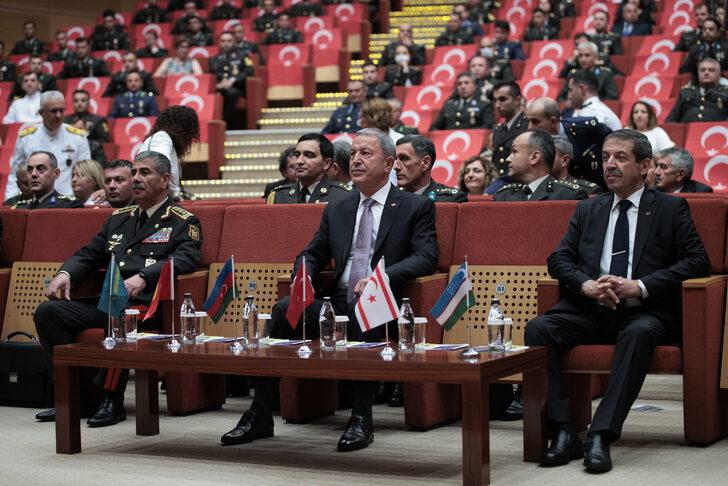 Milli Savunma Bakanı Akar ve konuk bakanlar "Siperden Sahneye Müzik" etkinliğine katıldı G2