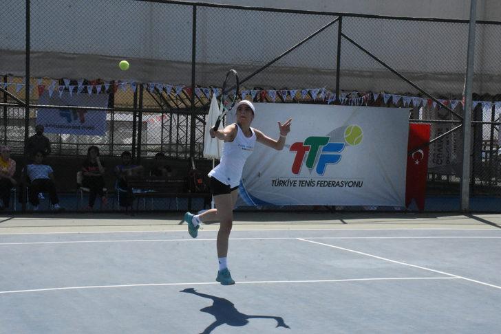 Şırnak'ta Tenis Doğu ve Güneydoğu Anadolu Takım Şampiyonası sona erdi G3