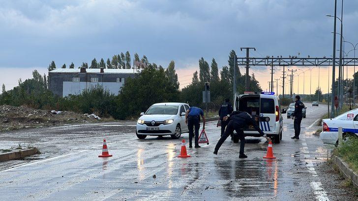 Kütahya'da dolu ve sağanak hayatı olumsuz etkiledi G2