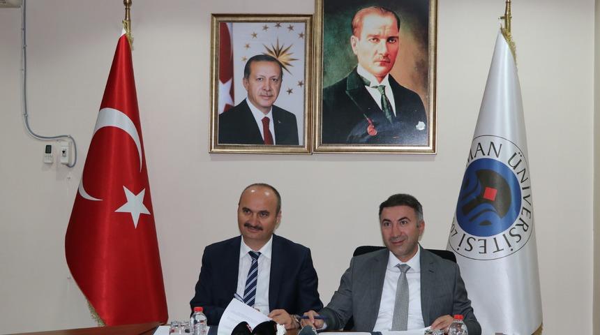 Batman Üniversitesi öğrencilerinin yemeği belediyeden