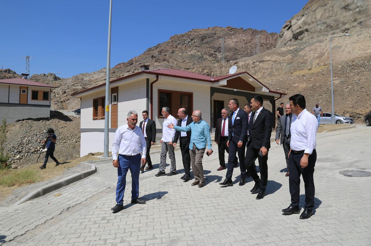 Cumhurbaşkanlığı Sosyal Politikalar Kurulu, Yusufeli'nde inceleme ve ziyaretlerde bulundu