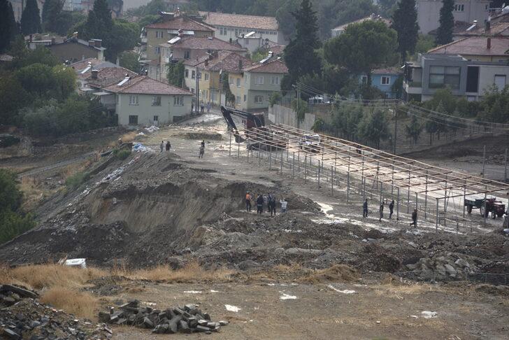 Manisa'da sağanak hayatı olumsuz etkiledi G5