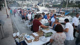 Bodrum'da av sezonuna girmeye hazırlanan balıkçılar törenle uğurlandı