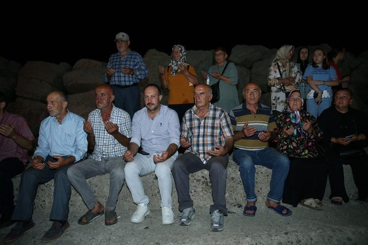 Ordu'da mavi sulara törenle uğurlanan balıkçılar palamuttan umutlu G2