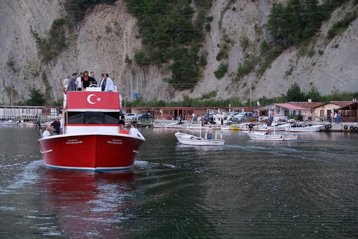 Bozkurt'ta balıkçılar gece yarısından itibaren "vira bismillah" deyip denize açılacak G1