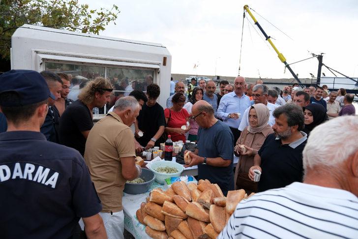 Bozkurt'ta balıkçılar gece yarısından itibaren "vira bismillah" deyip denize açılacak G3