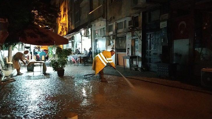 Selden etkilenen Mudanya’da temizlik çalışmaları devam ediyor G1