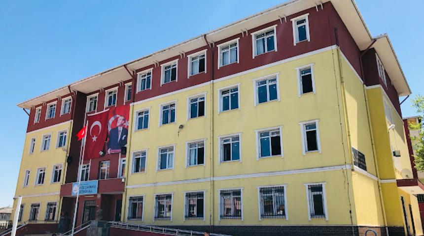 Ortaokullar ne zaman açılacak? Ara ve yarıyıl tatilleri ne zaman? MEB ile 2022-2023 eğitim ve öğretim takvimi!