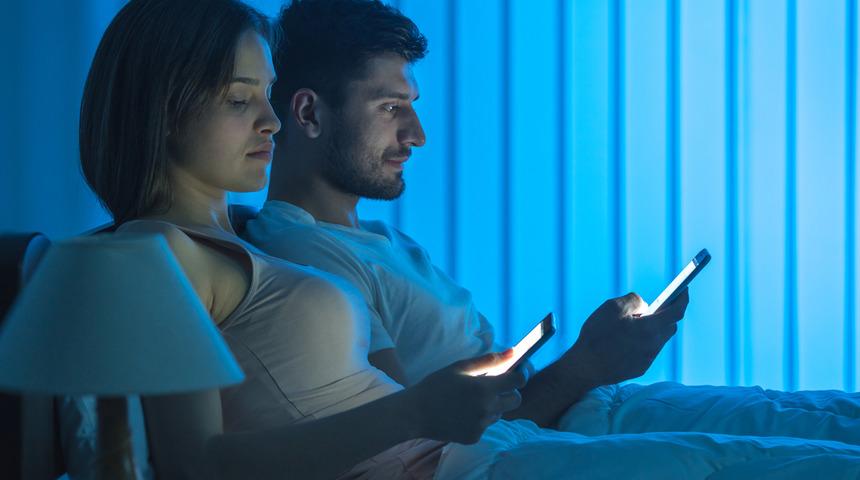 Cep telefonunun öyle bir zararı ortaya çıktı ki... Elinize almak istemeyeceksiniz