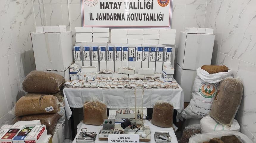 Hatay'da kaçak tütün ve makaron ele geçirildi