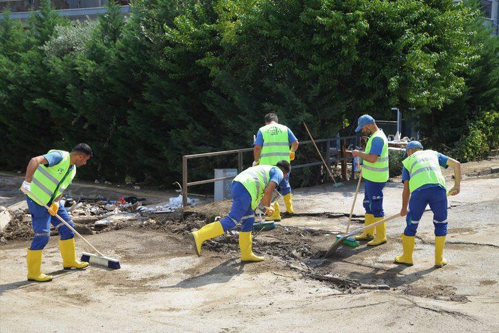 Bursa'da selin ardından hayat normale dönüyor G2