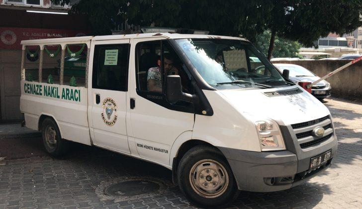 GÜNCELLEME 2 - Adana'da darbedilip kafasına taşla vurulan kadın öldü G4