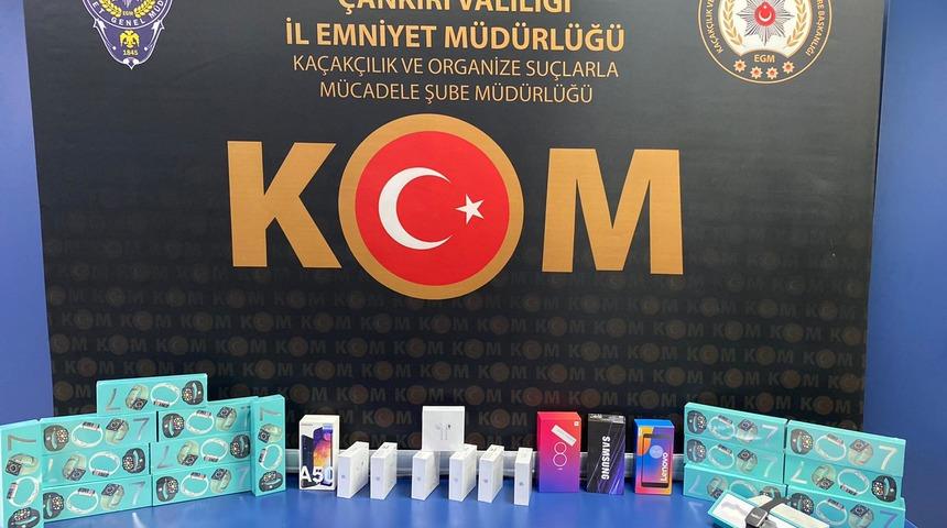 Çankırı'da araçta gümrük kaçağı elektronik ürünler ele geçirildi