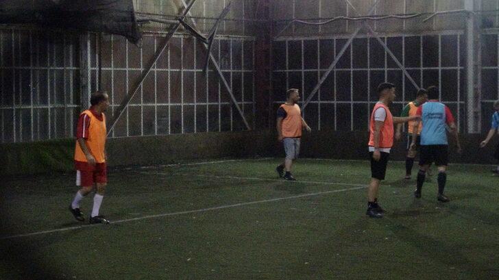 Afyonkarahisar'da 69 yaşındaki "delikanlı", halı saha maçlarını aksatmıyor G5