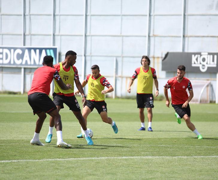 Sivasspor, Fatih Karagümrük maçının hazırlıklarını sürdürdü G5