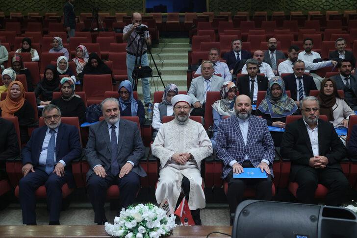 Diyanet İşleri Başkanı Erbaş, "2022-2023 Eğitim Yılı Açılış ve İstişare Toplantısı"nda konuştu: G1