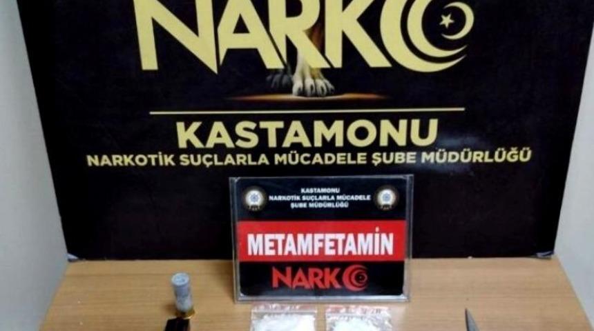 Kastamonu'da uyuşturucu operasyonunda 2 kişi tutuklandı