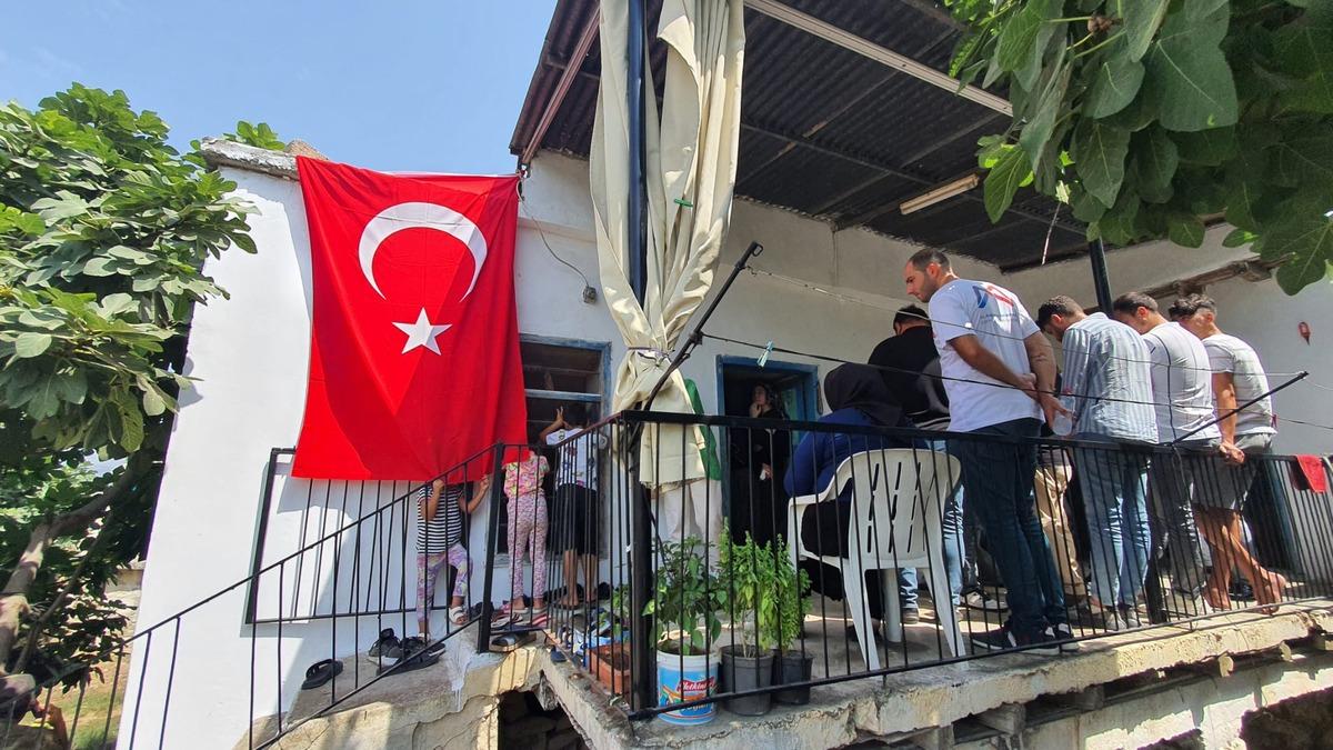 Şehit Astsubay Okan Mete&ouml;z, Mersin'de son yolculuğuna uğurlandı