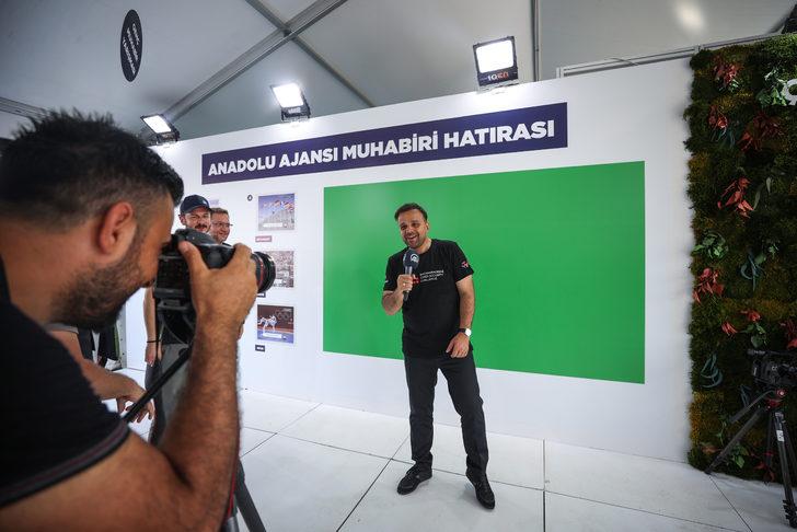 Dijital Dönüşüm Ofisi Başkanı Koç, TEKNOFEST KARADENİZ'de AA standını ziyaret etti G1