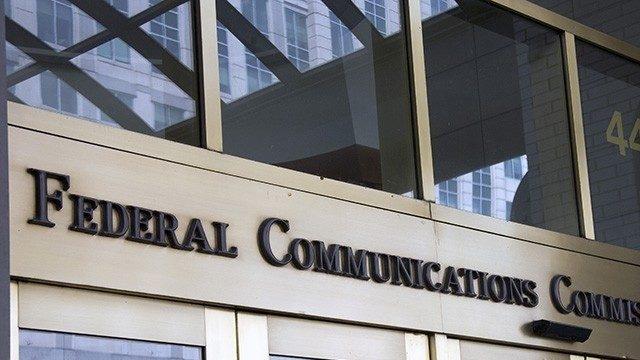 ABD şimdi de uçaklarda akıllı telefonları mı yasaklıyor?