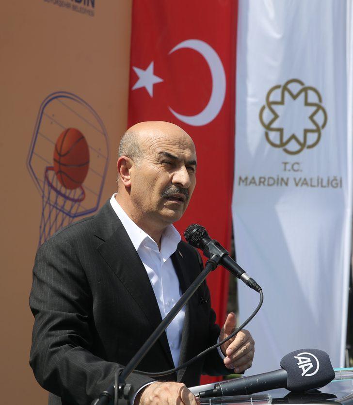 Mardin'de amatör spor kulüplerine 5 milyon lira değerinde malzeme desteği G2