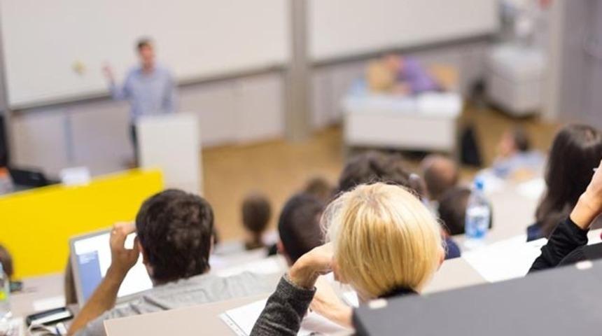 Akademisyenler ayakta: #&ouml;yp50d olmasın