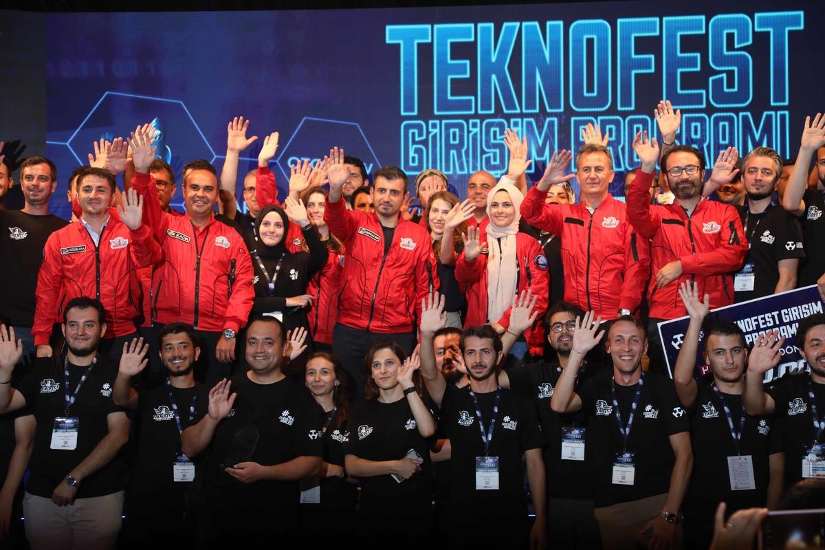 Sel&ccedil;uk Bayraktar, TEKNOFEST Girişim G&ouml;steri G&uuml;n&uuml; etkinliğinde konuştu: