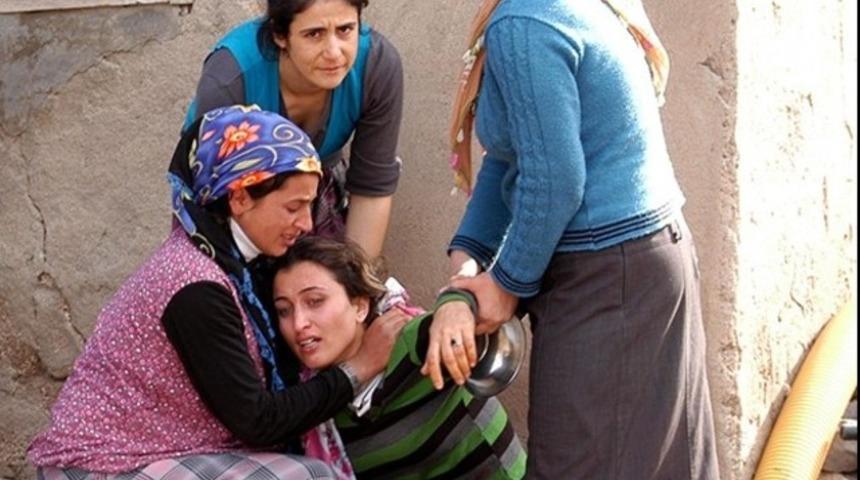 Annesi eşi tarafından &ouml;ld&uuml;r&uuml;len kadın kayınvalidesini &ouml;ld&uuml;rd&uuml;, m&uuml;ebbet hapse mahkum oldu