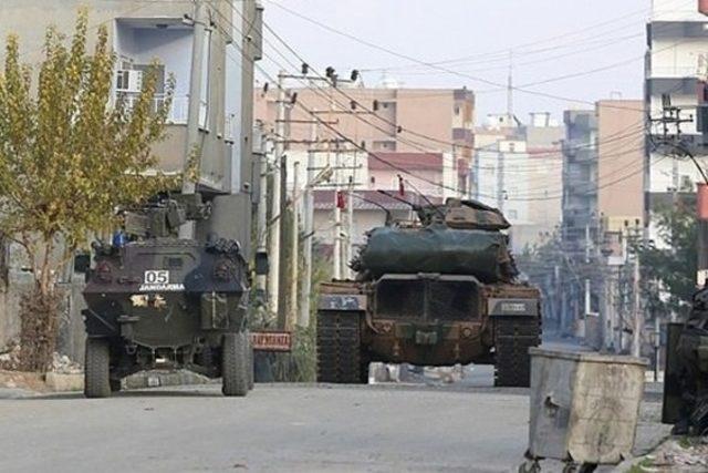 Diyarbakır’daki şehit ateşi Mersin’e düştü 7