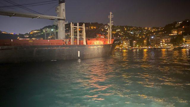 İstanbul Boğazı'nda gemi trafiği askıya alındı