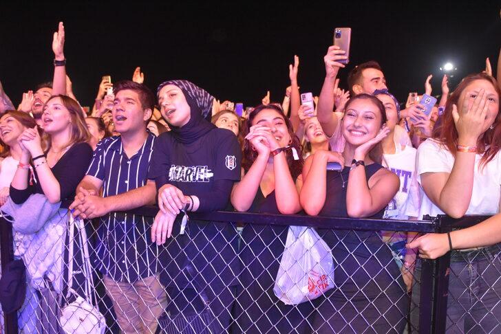 Türkiye MotoFest etkinliğinde Manuş Baba ve Ebru Yaşar sahne aldı G5