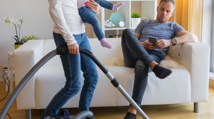 Babaların en büyük korkusu: Erkeklik elden gidiyor mu?