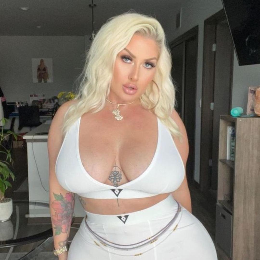 Sosyal medyadan isyan etti! &ldquo;Sevgili bulmakta zorlanıyorum &ccedil;&uuml;nk&uuml; &ccedil;ok g&uuml;zelim&rdquo;