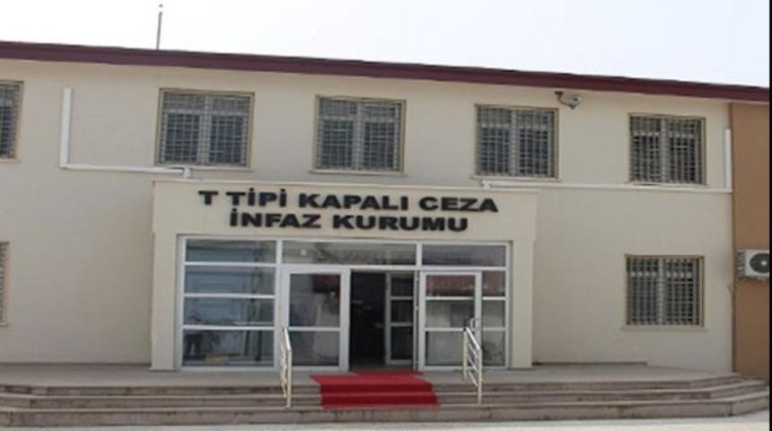 FET&Ouml; soruşturmasında tutuklanan hakim '&ccedil;&ouml;z&uuml;lmeyin notu' bırakmış