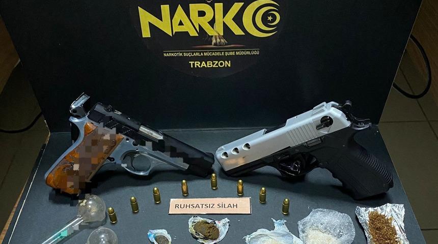 Trabzon'da uyuşturucu operasyonunda 3 kişi gözaltına alındı