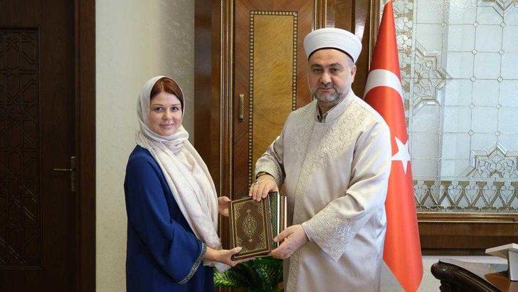 Ukraynalı kadın Adana'da Müslüman oldu G2