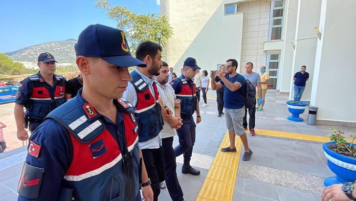 GÜNCELLEME - Bodrum'da bir kişinin ormanda başından silahla vurulmasıyla ilgili 5 zanlıdan 3'ü tutuklandı G1