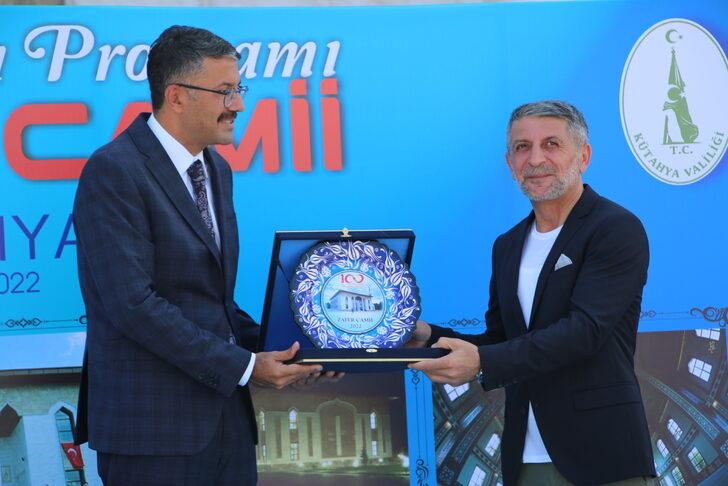 Kütahya Hava Er Eğitim Tugayı'nda yapılan camide ilk cuma namazı kılındı G4