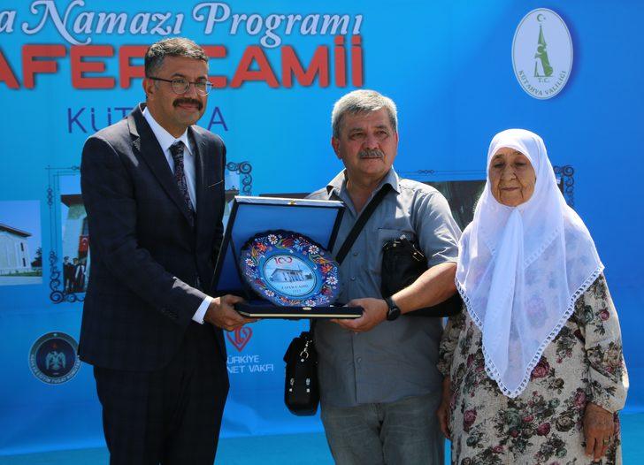 Kütahya Hava Er Eğitim Tugayı'nda yapılan camide ilk cuma namazı kılındı G5