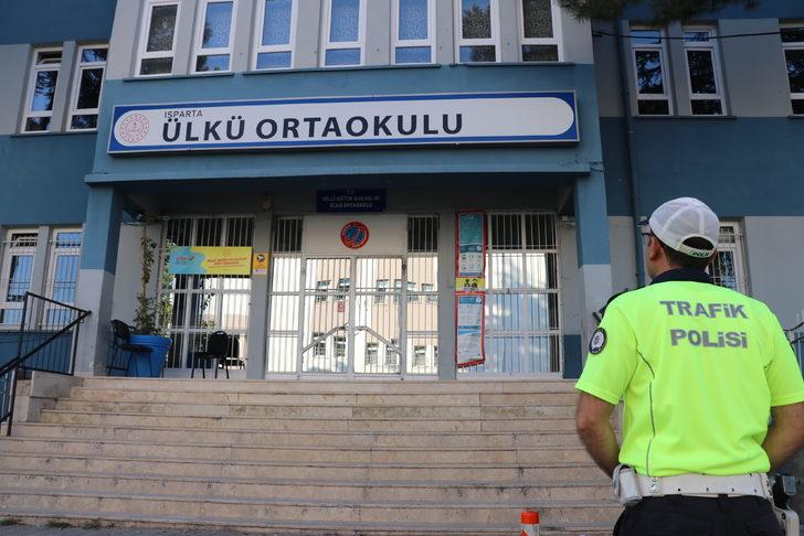 Isparta'da okul çevrelerinde öğrenci ve trafik güvenliği için tedbir alındı G1