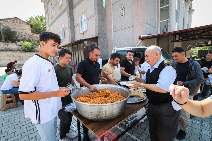 Domaniç'te Hayme Ana anısına mevlit okutuldu G5