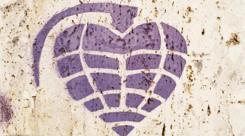 Aşkta ve savaşta zafere giden yolda her şeyi yapmak mubah mı?