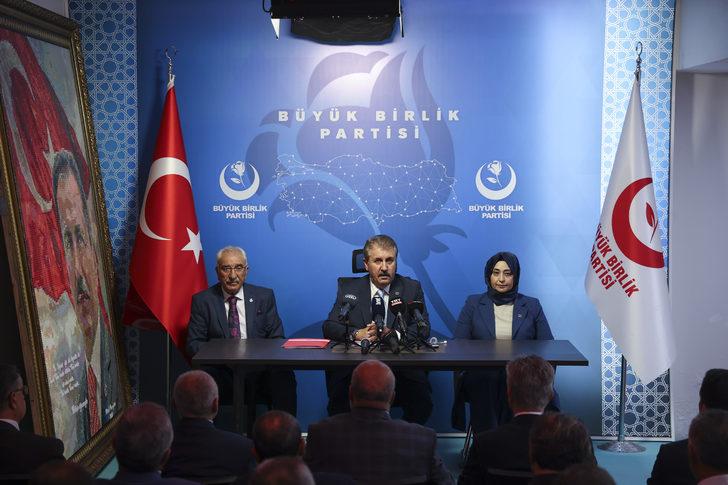 BBP Genel Başkanı Destici, MKYK toplantısı öncesinde konuştu: G1