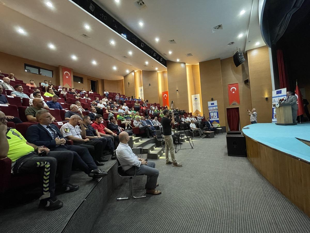 Sakarya'da "Şeridi Paylaş, G&uuml;venle Ulaş" bisiklet &ccedil;alıştayı d&uuml;zenlendi